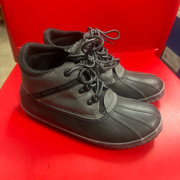 Sperry Kids Black Boots - Picture 1 of 3
